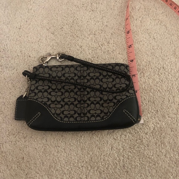 Coach Signature C Wristlet
